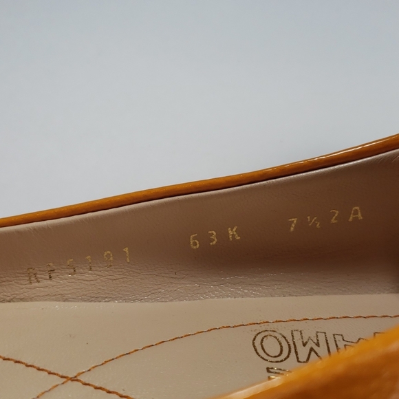 SALVATOR FERRAGAMO "Varina" Ballet Bow Flats - Picture 13 of 13